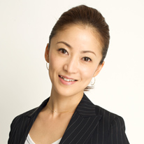 川村綾